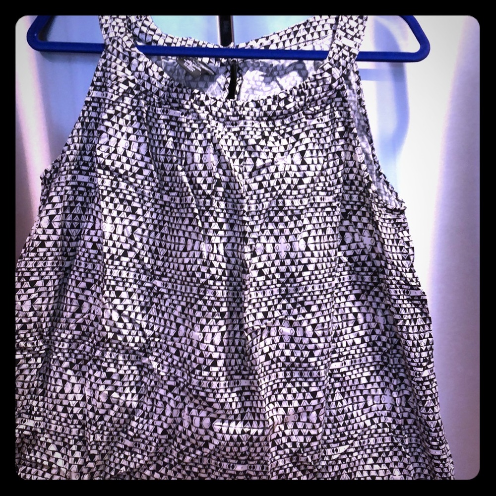 Black and white Woman’s Shirt